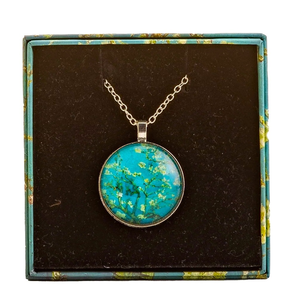 Limited edition van gogh the immersion experience pendant necklace almond blosom